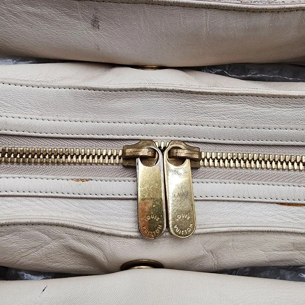 Louis Vuitton White Leather Sac Riveting Bag - Dust Bag + Lock & Key + COA - Picture 15 of 16